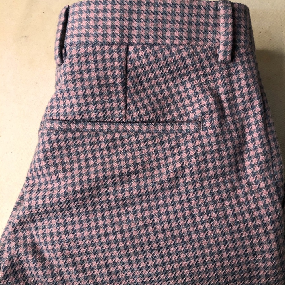 Smart cropped houndstooth trousers